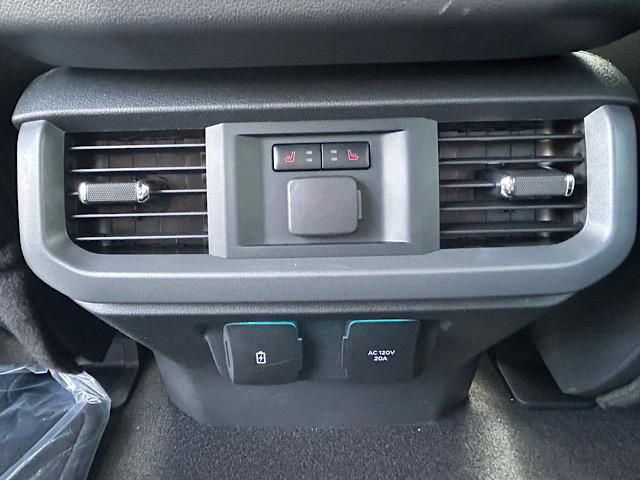 New 2025 Ford F150 Lariat w/ Equipment Group 502A High image 32