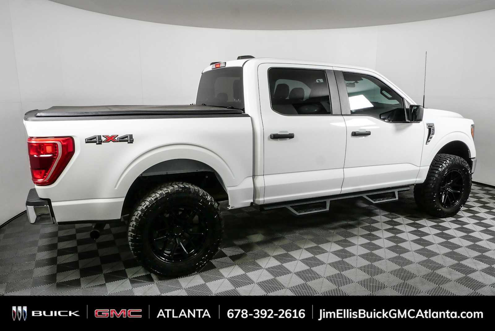 Used 2023 Ford F150 XLT AWD/4WD image 2