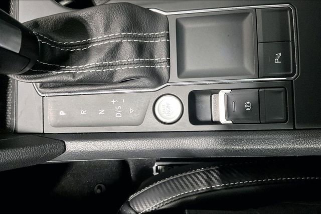 Used 2021 Volkswagen Atlas Cross Sport SE w/ Panoramic Sunroof Package FWD image 23