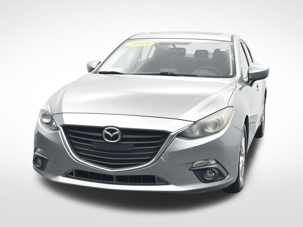 Used 2015 MAZDA MAZDA3 i Touring w/ Technology Package FWD image 2