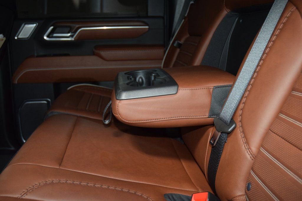 Used 2024 GMC Sierra 3500 Denali Ultimate image 47