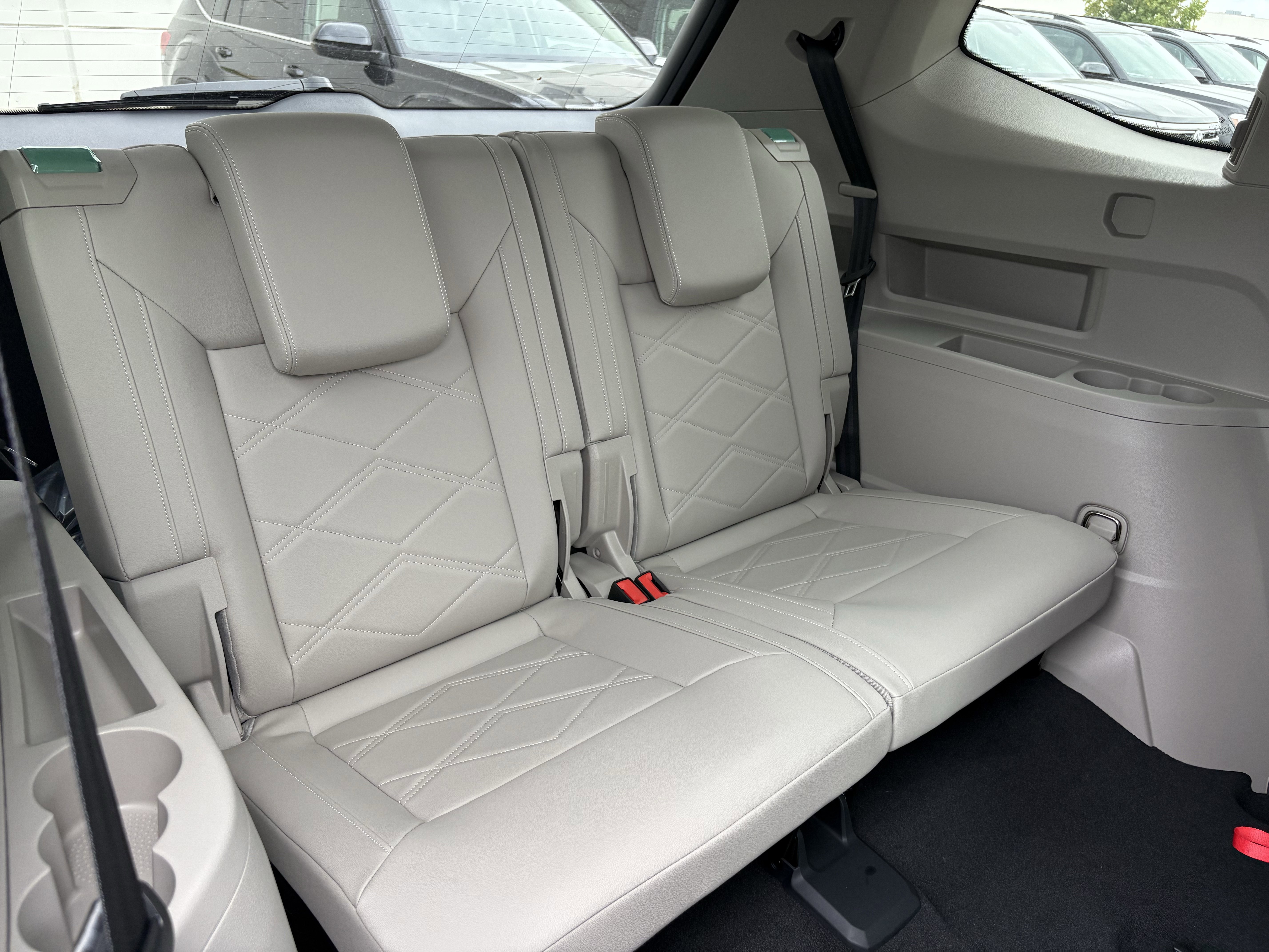 New 2026 Volkswagen Atlas SE image 26