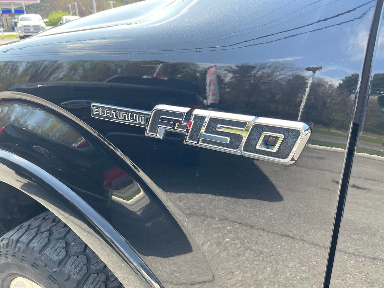Used 2013 Ford F150 Platinum image 18