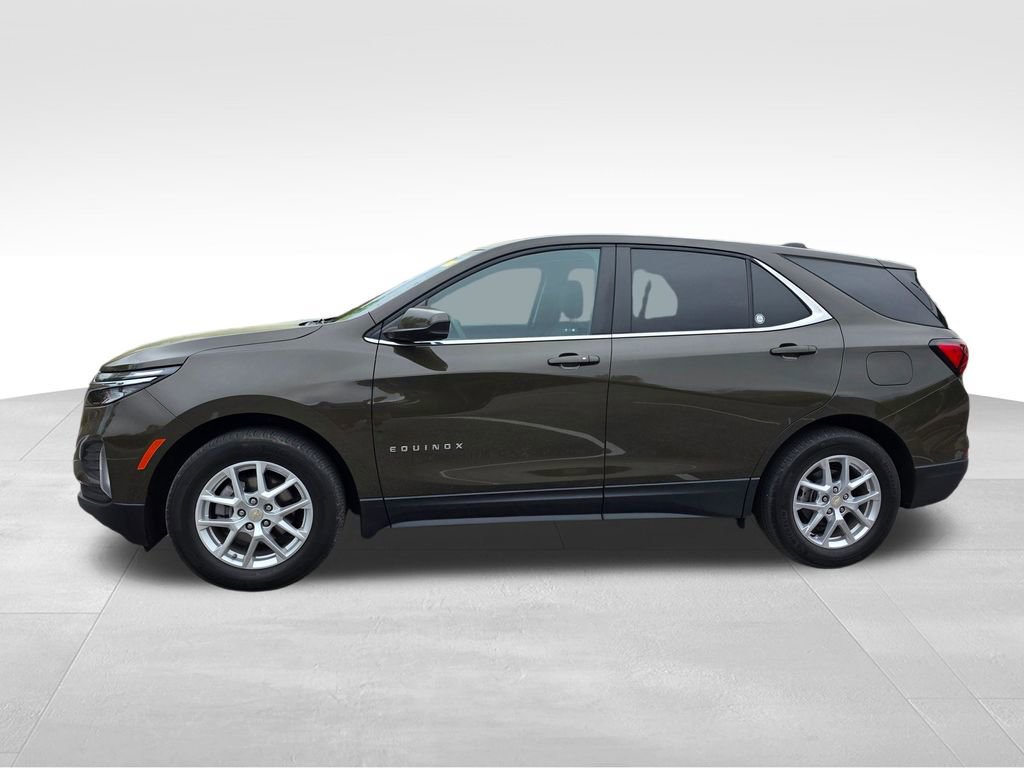 Used 2023 Chevrolet Equinox LT image 3