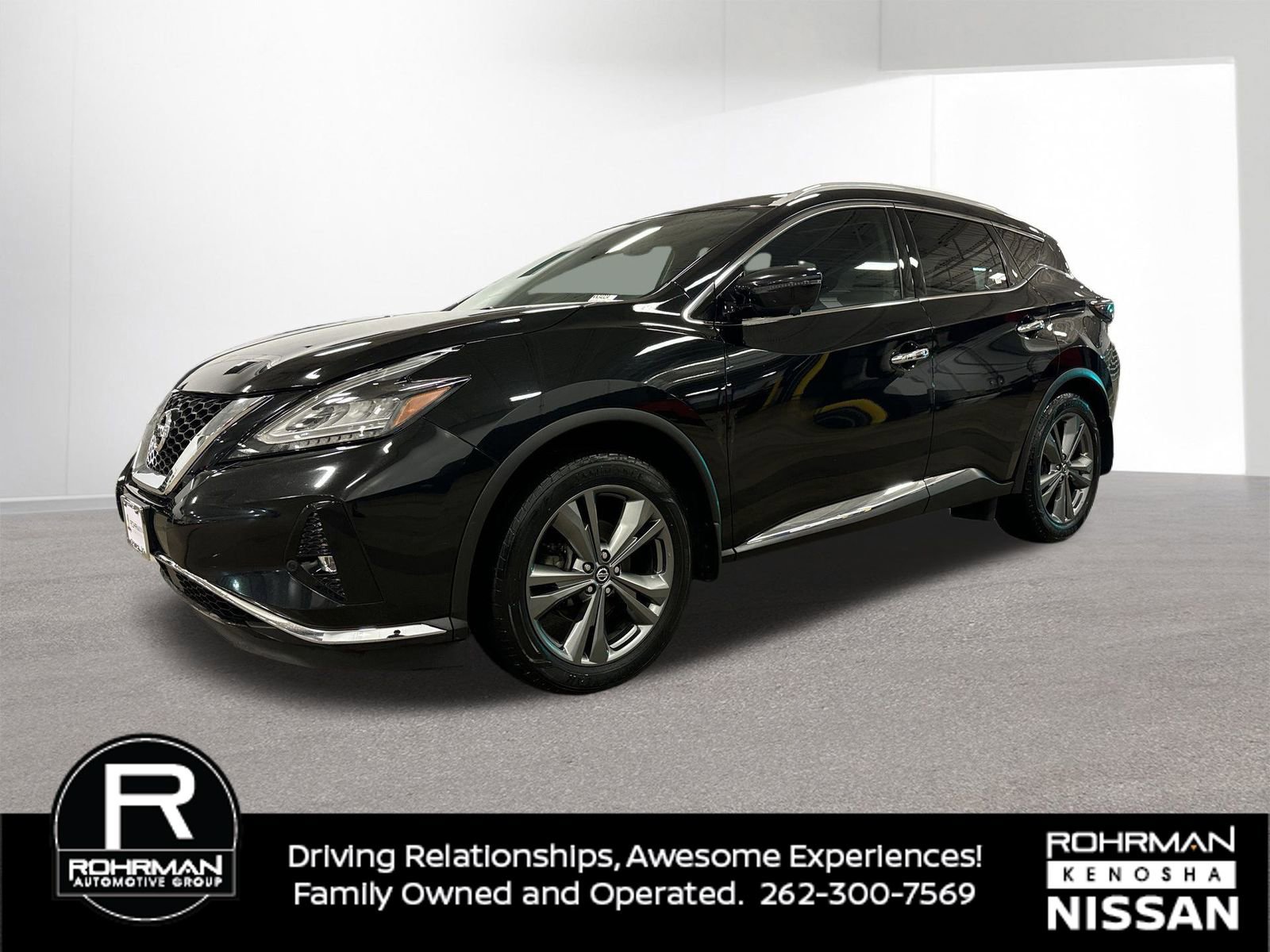 Used 2019 Nissan Murano Platinum w/ Cargo Package image 2