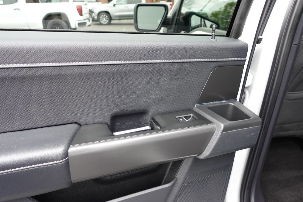 Used 2024 Ford F150 XLT w/ XLT Black Appearance Package AWD/4WD image 21