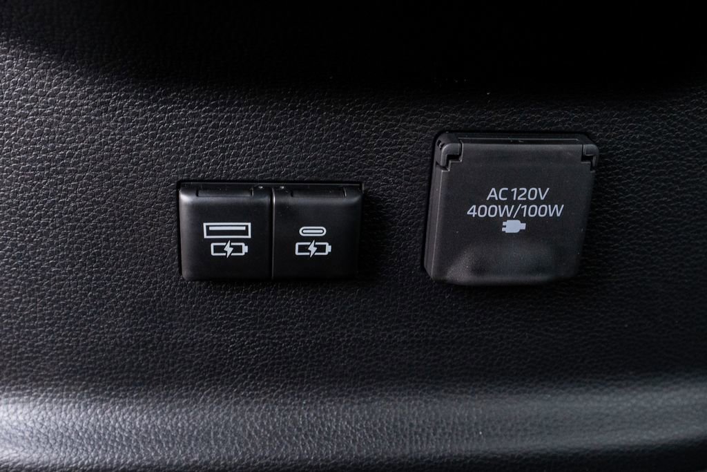 New 2024 Toyota Tundra Limited w/ TRD Off-Road Package image 39