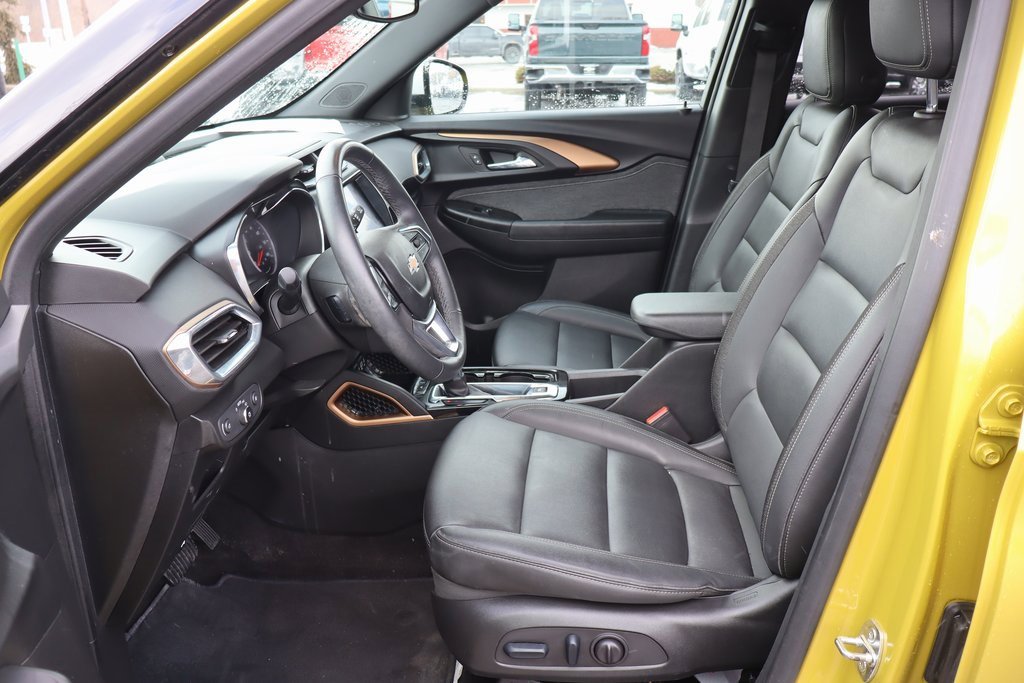 Used 2023 Chevrolet TrailBlazer ACTIV w/ Sun and Liftgate Package image 4