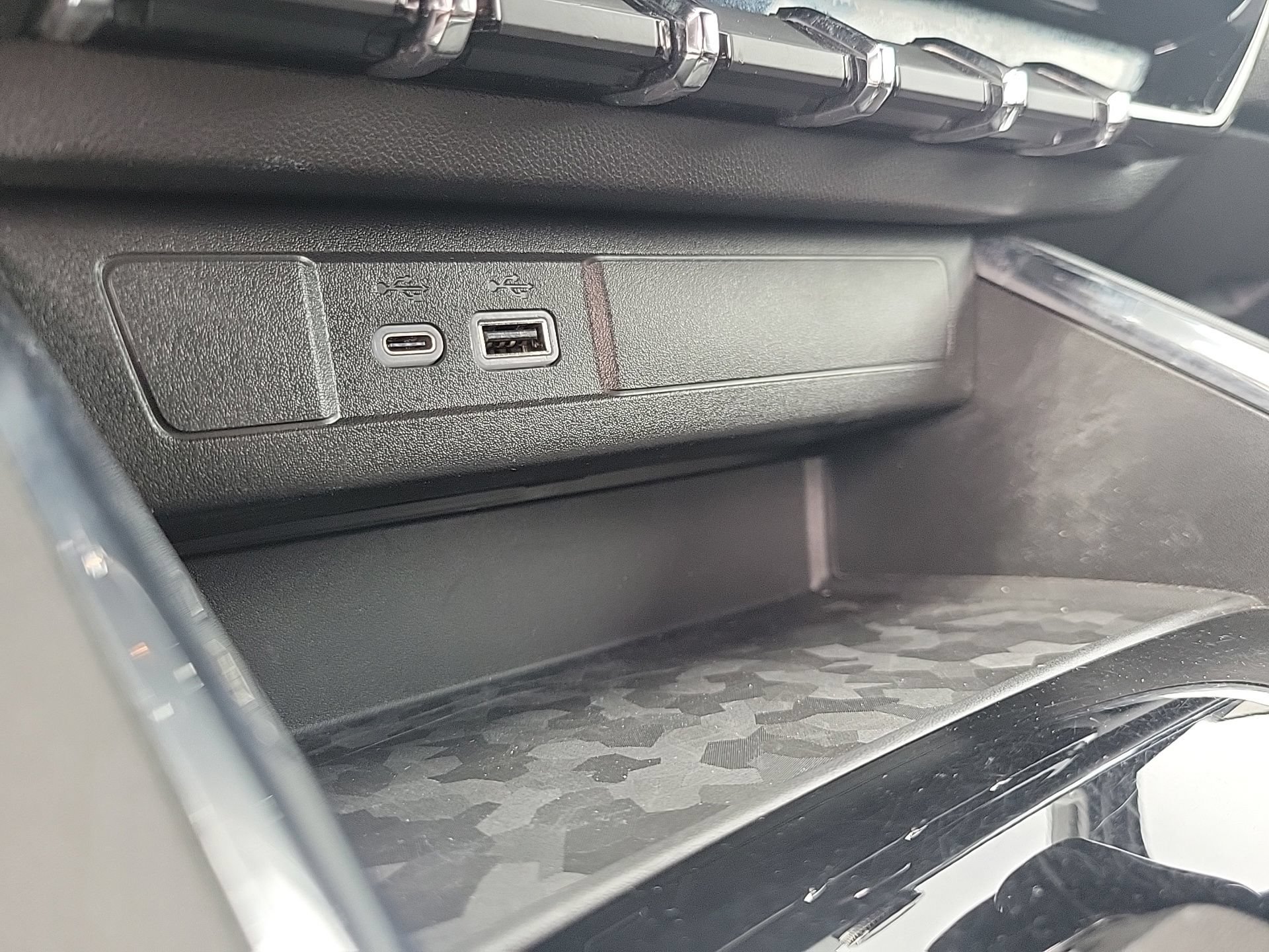 Used 2024 GMC Canyon Elevation w/ Convenience Package RWD image 27