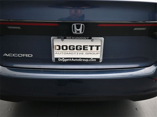 Used 2023 Honda Accord EX image 10