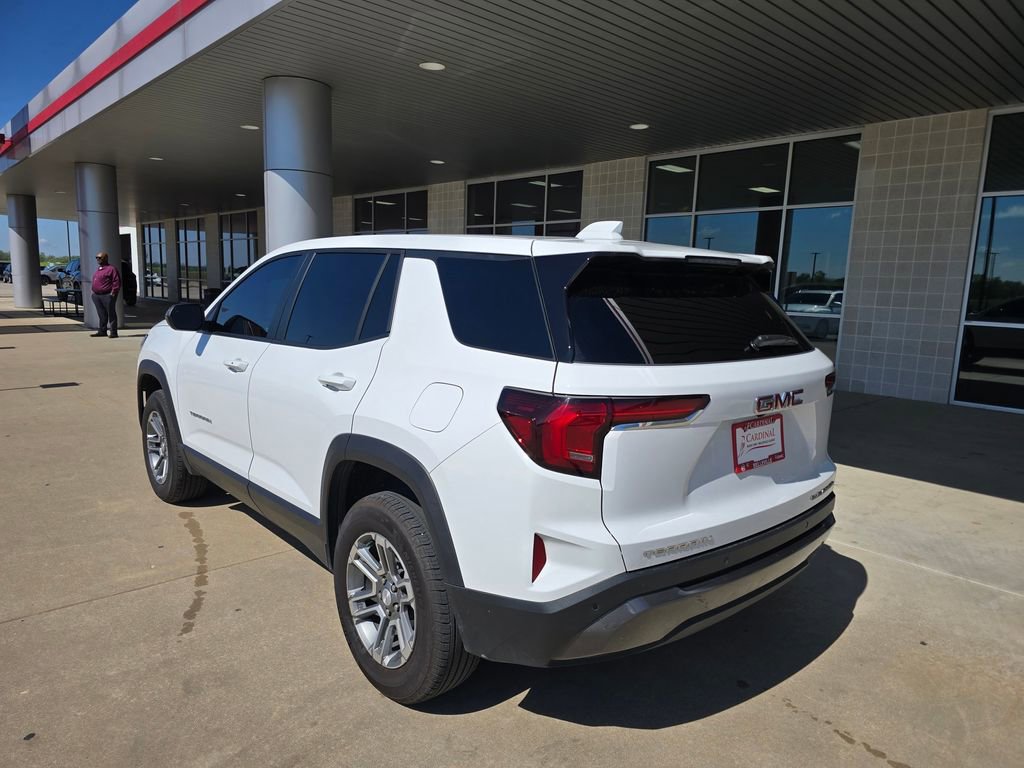 Used 2026 GMC Terrain Elevation image 4