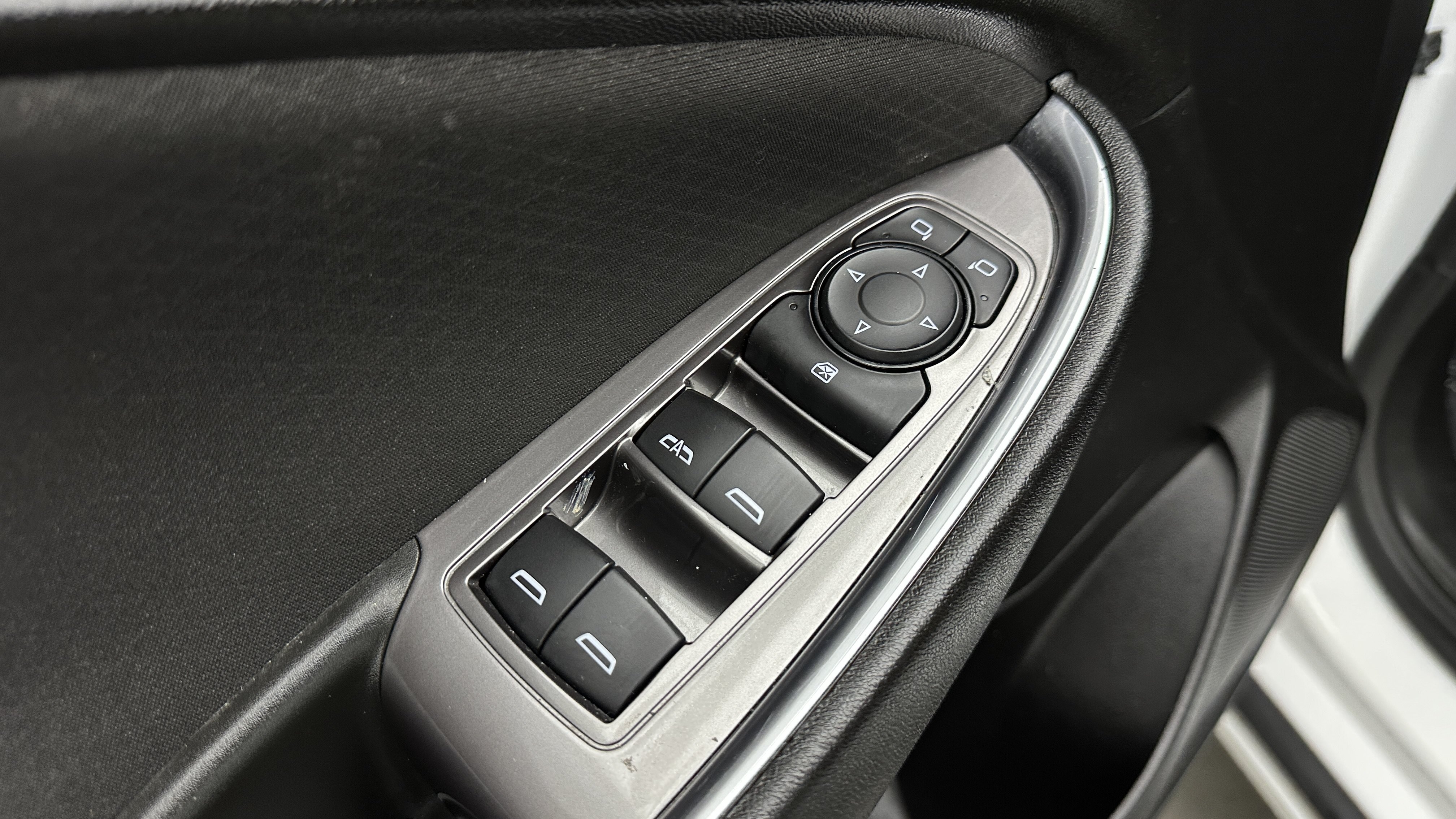 Used 2021 Chevrolet Malibu LT FWD image 14