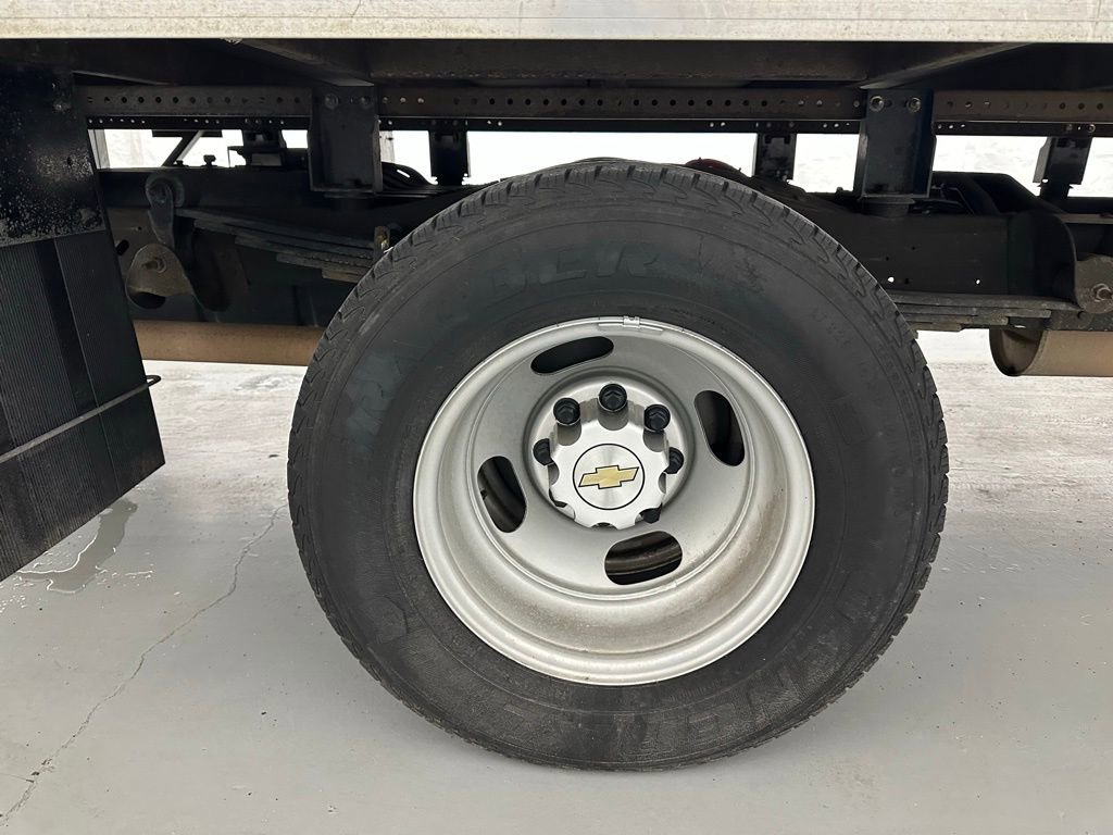 Used 2022 Chevrolet Express 3500 w/ Power Convenience Package image 47