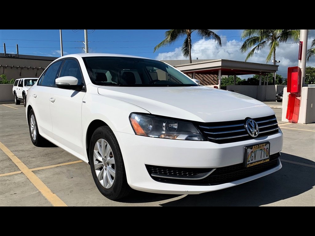 Used 2015 Volkswagen Passat 1.8T Wolfsburg Edition FWD image 3