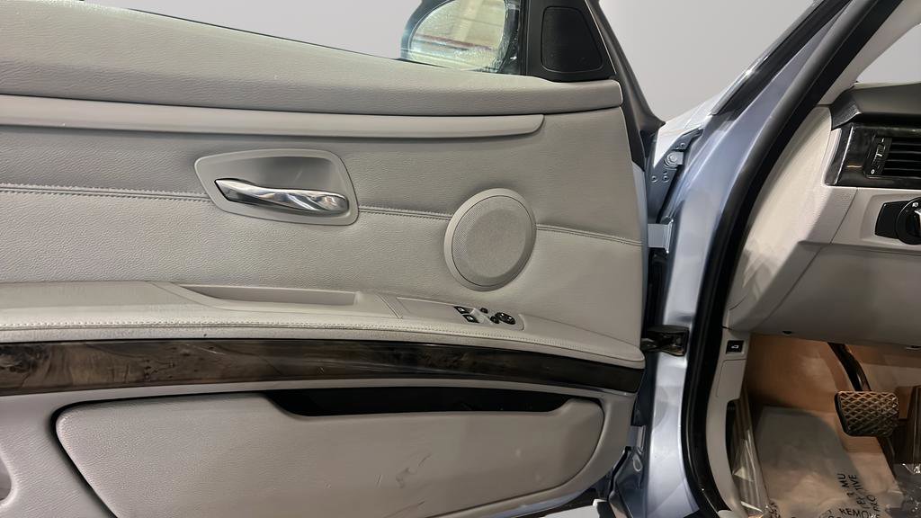 Used 2009 BMW 328i Coupe image 21