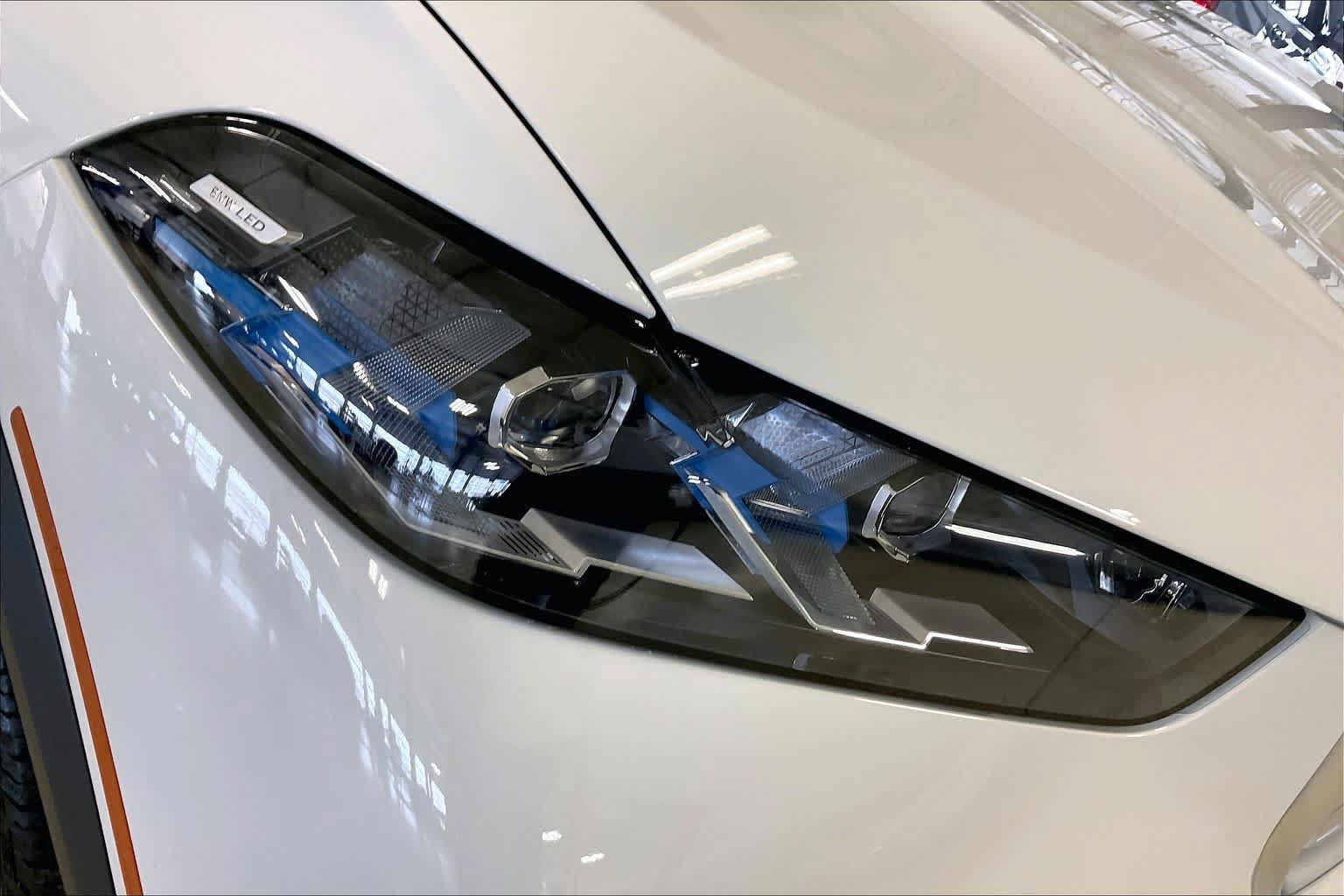 New 2026 BMW X5 sDrive40i image 13