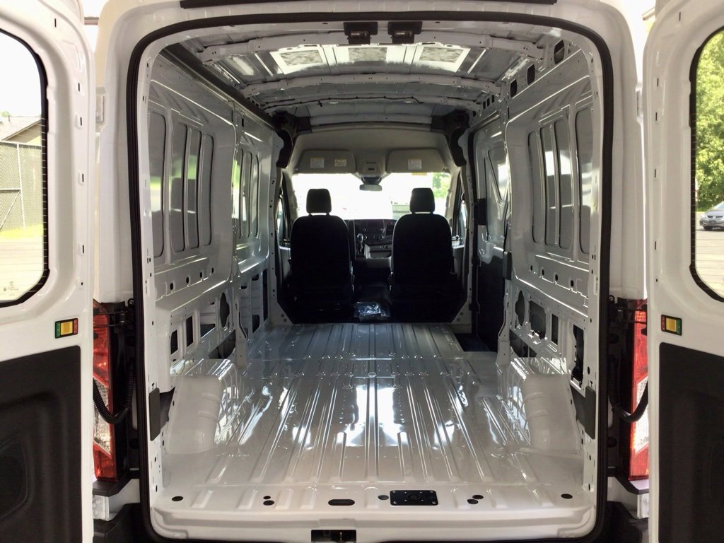 New 2025 Ford Transit 250 148 Medium Roof image 23
