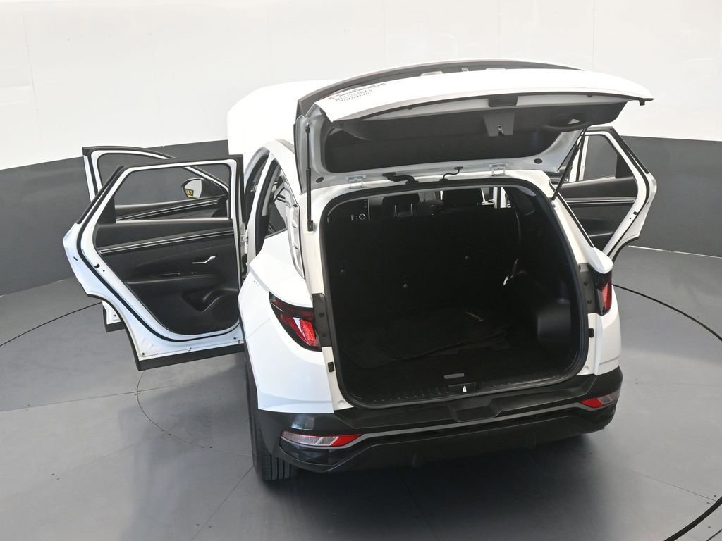 Used 2023 Hyundai Tucson SE image 59