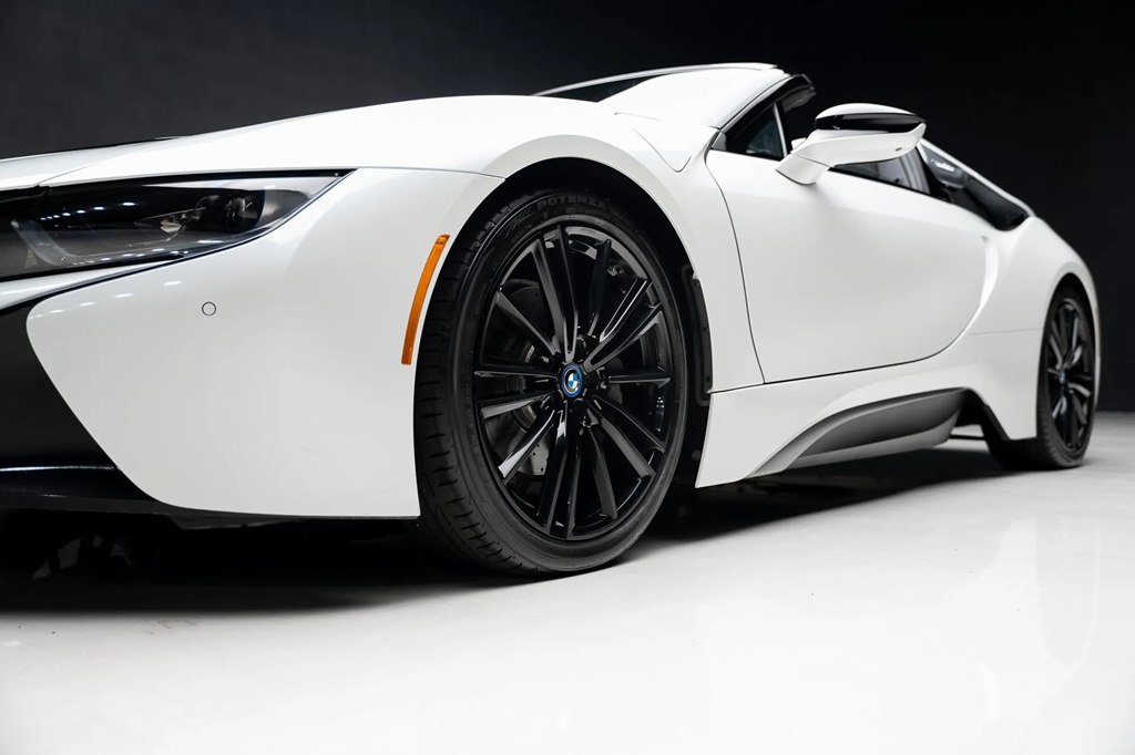 Used 2019 BMW i8 Roadster AWD/4WD image 45