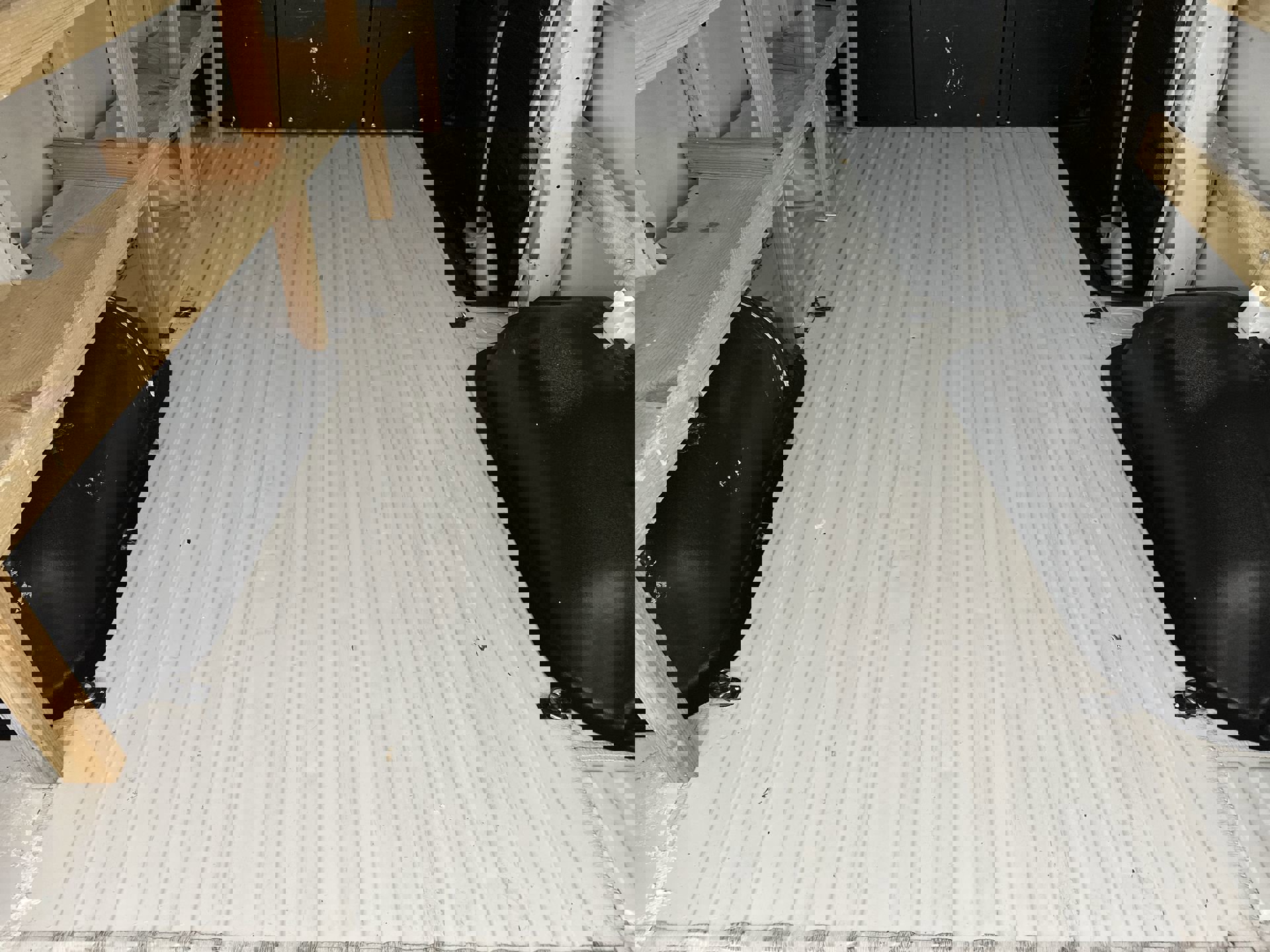 Used 2022 Chevrolet Express 2500 w/ Driver Convenience Package image 27