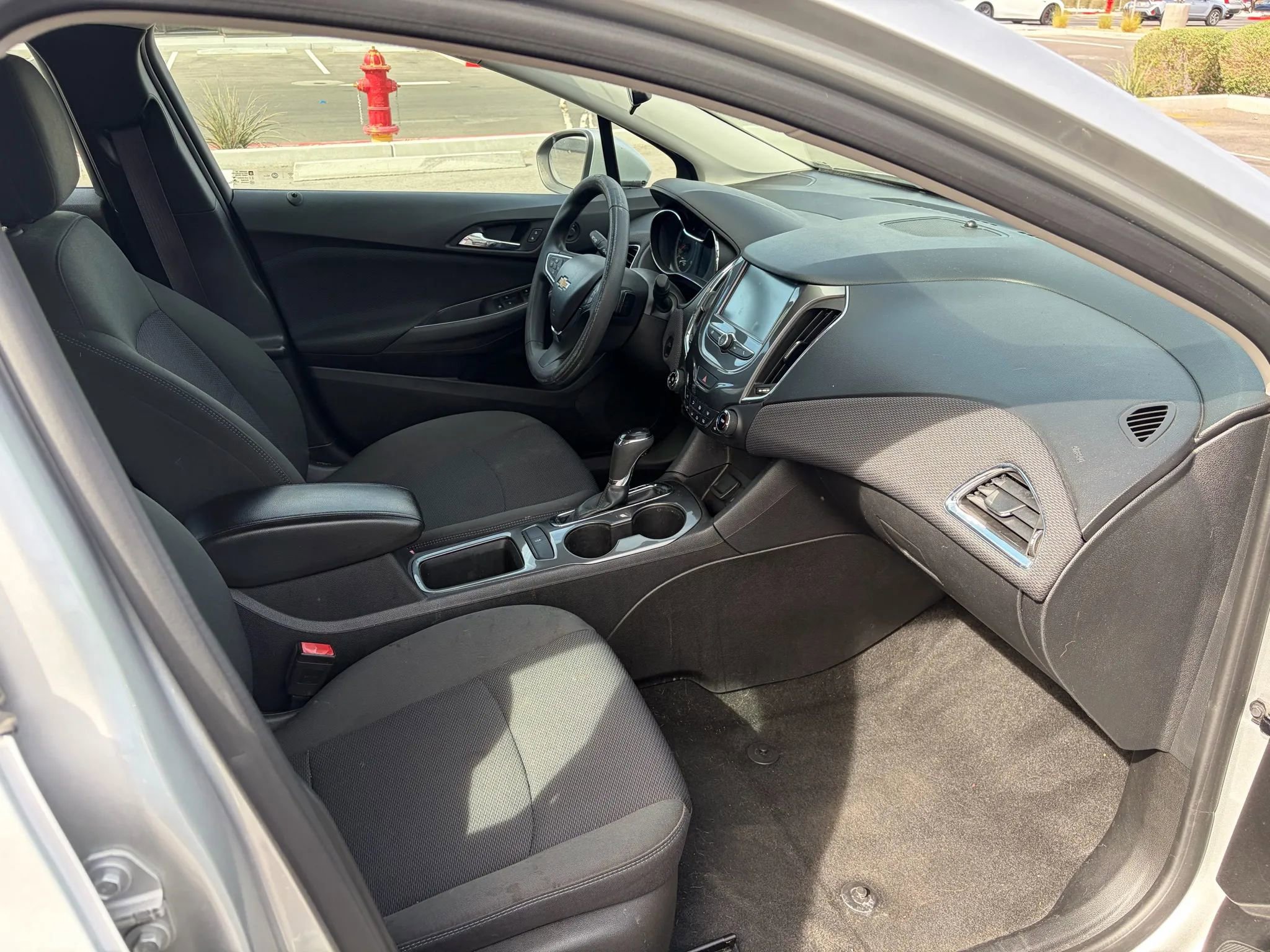 Used 2017 Chevrolet Cruze LT w/ Convenience Package image 13