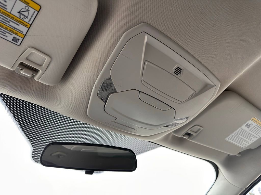 Used 2015 Ford Escape SE image 23