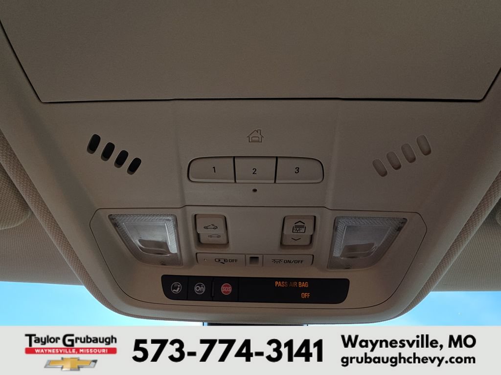 Used 2018 Cadillac XT5 Luxury w/ Driver Awareness Package FWD image 24