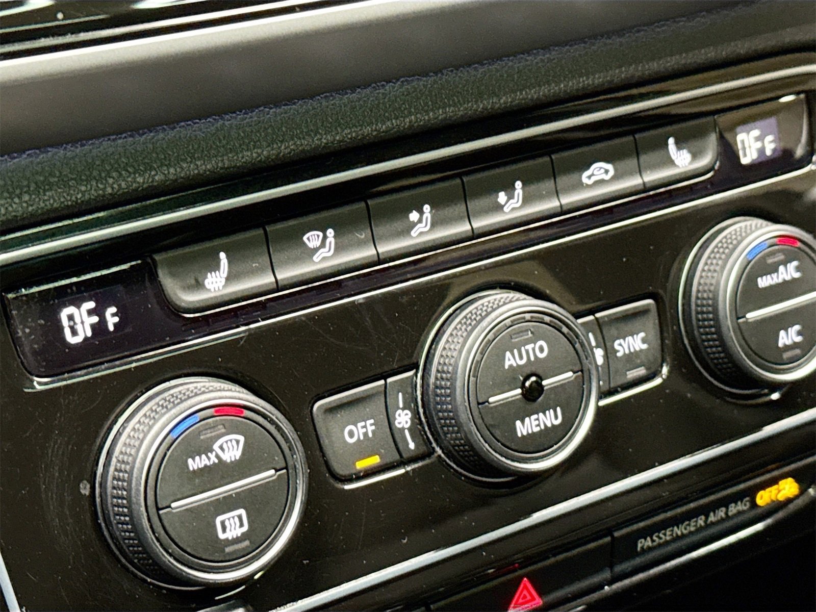 Used 2022 Volkswagen Atlas Cross Sport SEL R-Line image 20