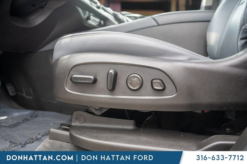 Used 2021 Buick Enclave Premium w/ Surround and Sites Package AWD/4WD image 18