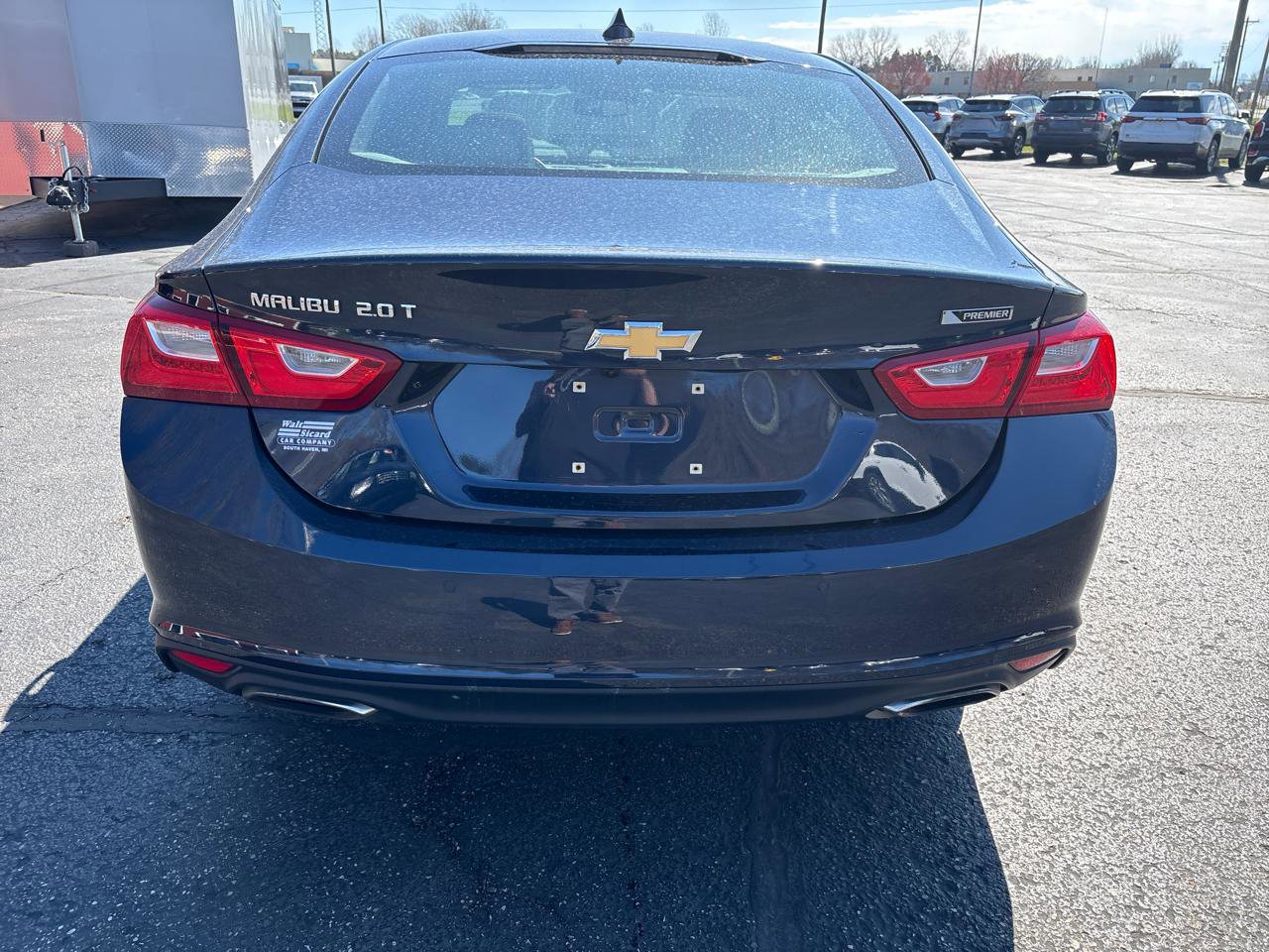 Used 2017 Chevrolet Malibu Premier w/ Premier Sun and Wheel Package image 4