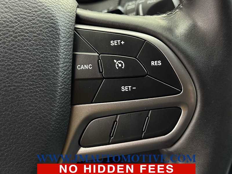 Used 2019 Jeep Cherokee Limited image 43