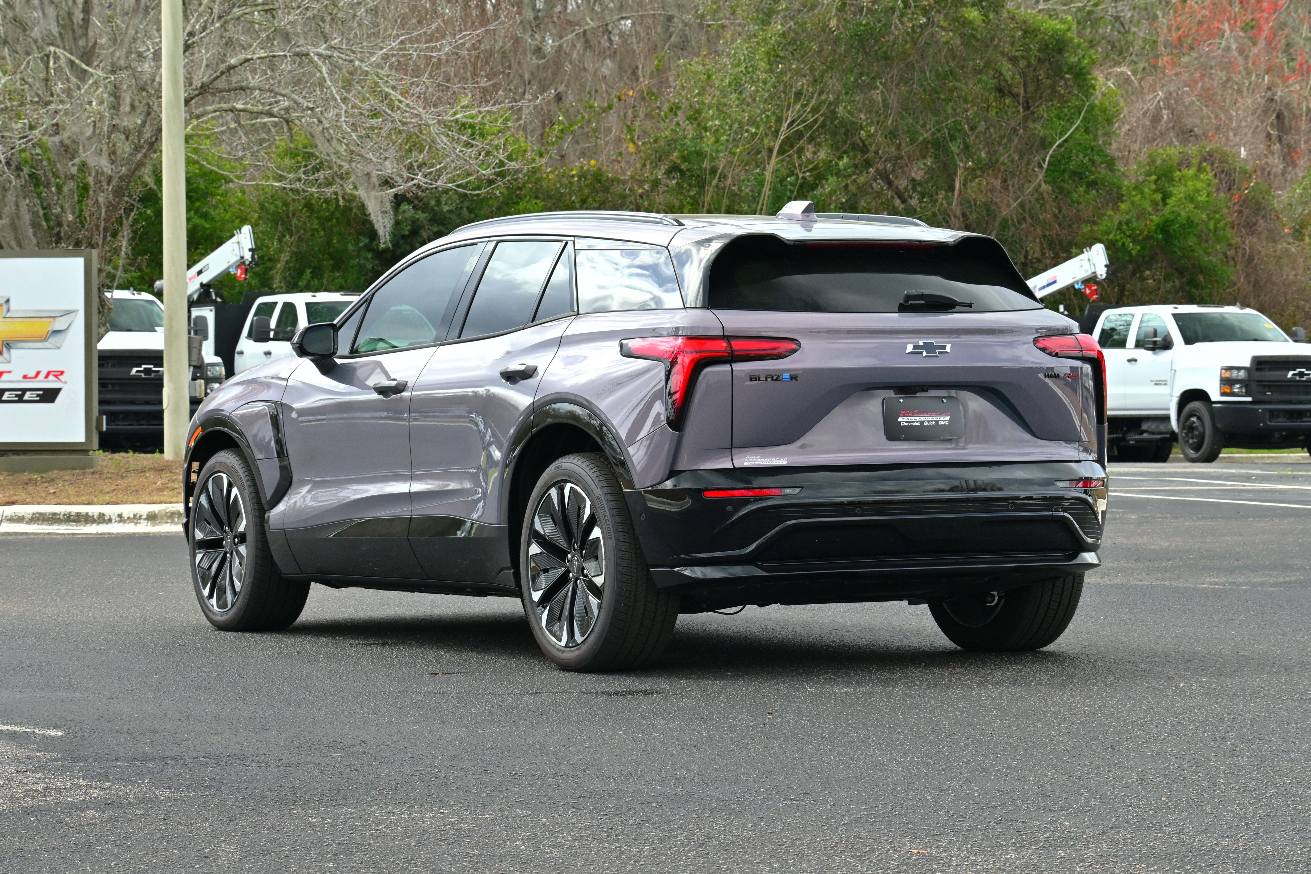 New 2025 Chevrolet Blazer EV RS w/ Super Cruise Package AWD/4WD image 3