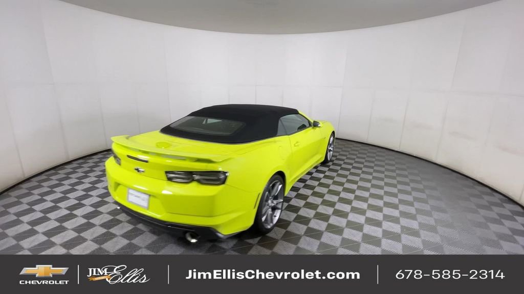Certified 2021 Chevrolet Camaro LT w/ RS Package image 9