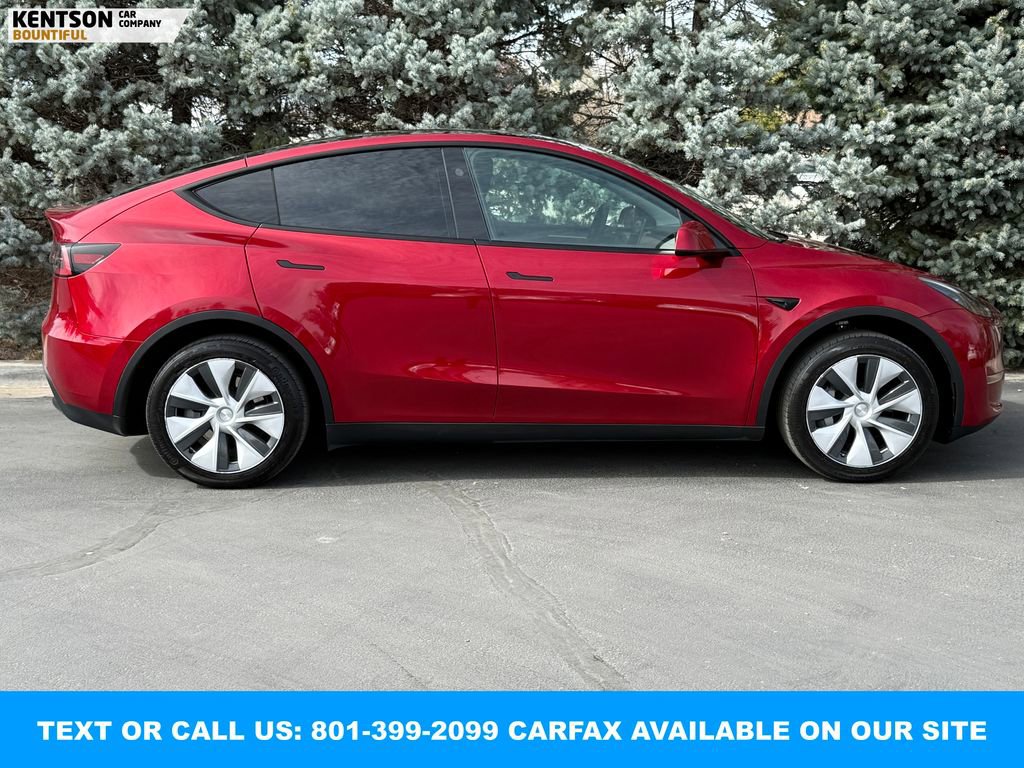 Used 2024 Tesla Model Y Long Range image 10