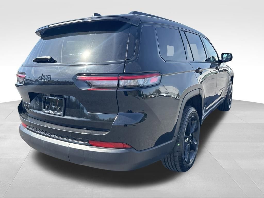 Used 2023 Jeep Grand Cherokee L Laredo AWD/4WD image 7