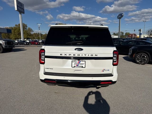 Used 2024 Ford Expedition Limited image 4