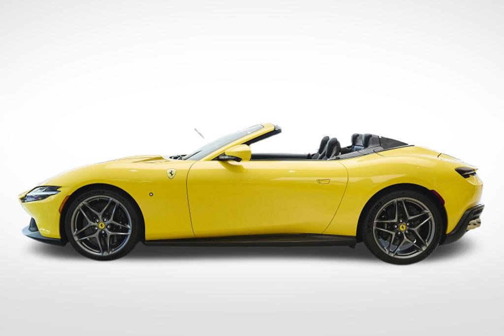Used 2025 Ferrari Roma Spider RWD image 2