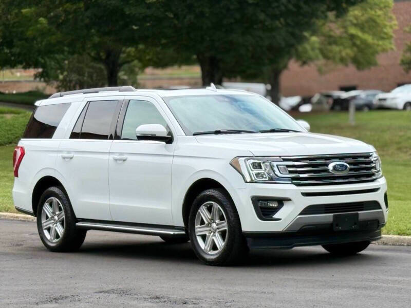 Used 2020 Ford Expedition XLT w/ Equipment Group 202A RWD image 3