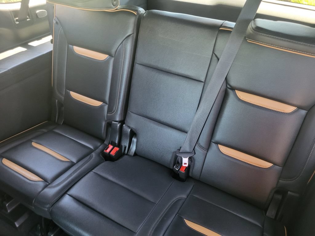 Used 2022 GMC Yukon XL AT4 AWD/4WD image 31