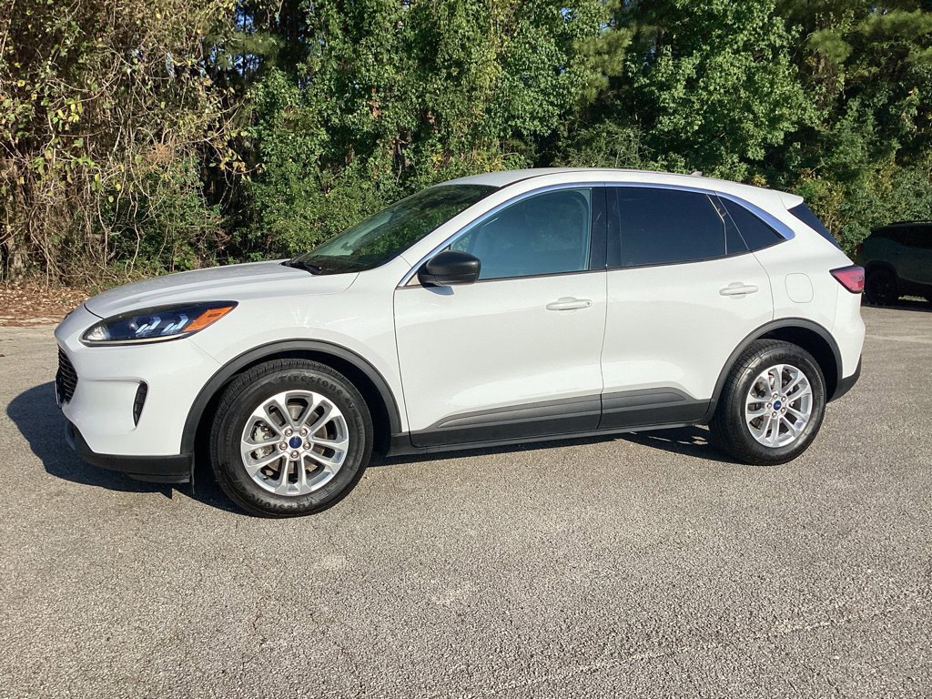 Used 2022 Ford Escape SE w/ Convenience Package FWD image 7