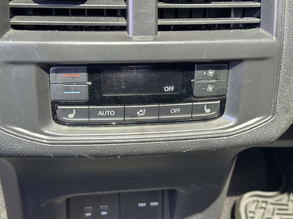 Used 2021 Volkswagen Atlas SEL Premium AWD/4WD image 18