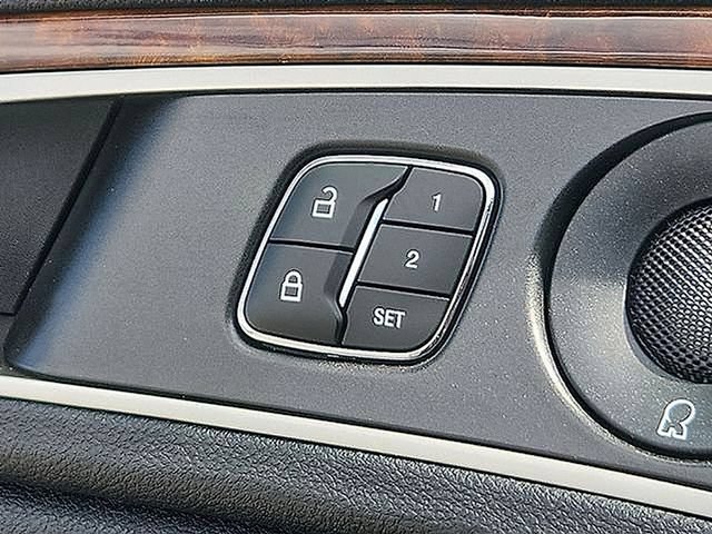 Used 2019 Lincoln MKZ Reserve w/ Reserve Plus Package AWD/4WD image 27