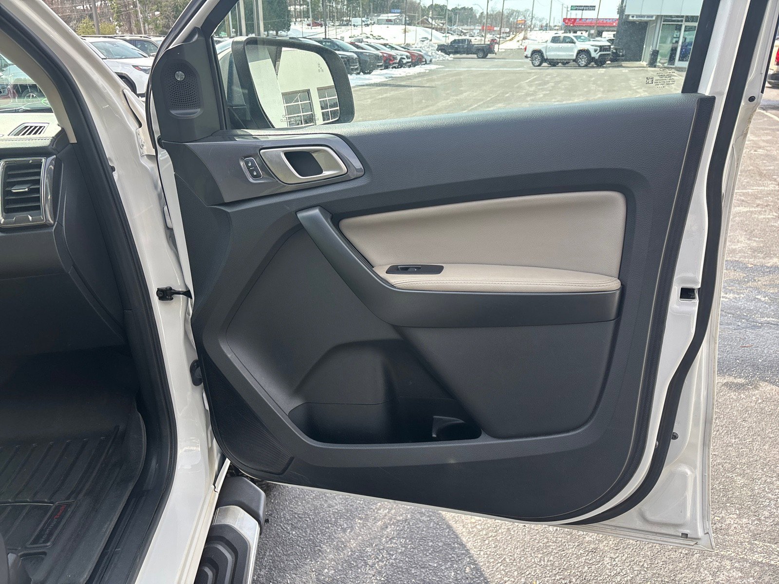 Used 2020 Ford Ranger Lariat w/ Equipment Group 501A Mid image 45