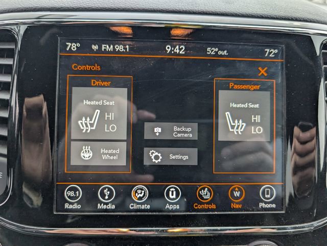 Used 2019 Jeep Grand Cherokee Altitude AWD/4WD image 4