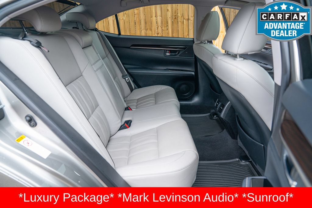 Used 2018 Lexus ES 300h FWD image 19