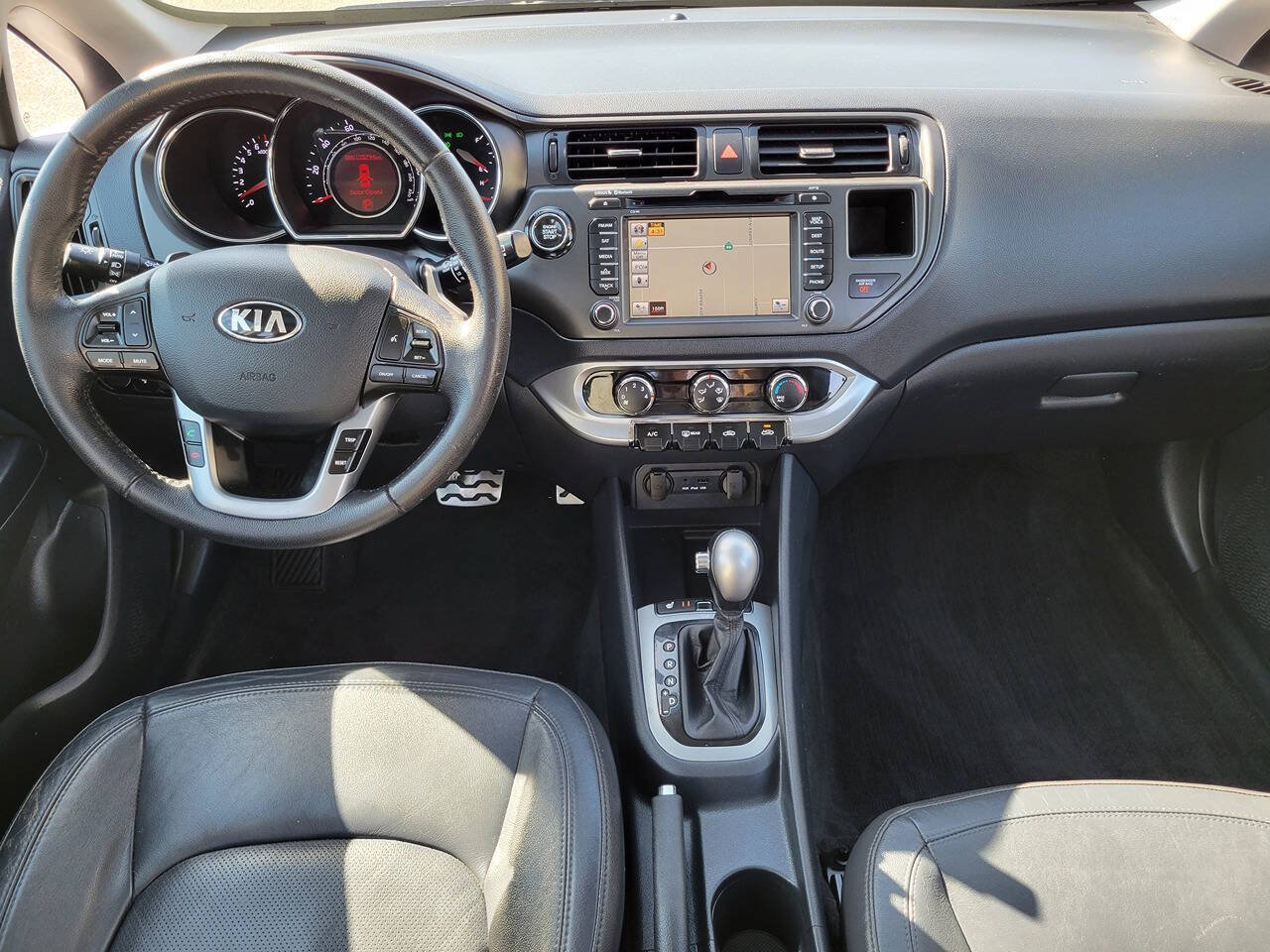 Used 2013 Kia Rio SX w/ Premium Pkg FWD image 24