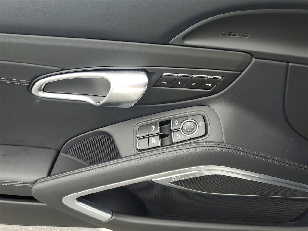 Used 2024 Porsche 718 Boxster GTS image 8