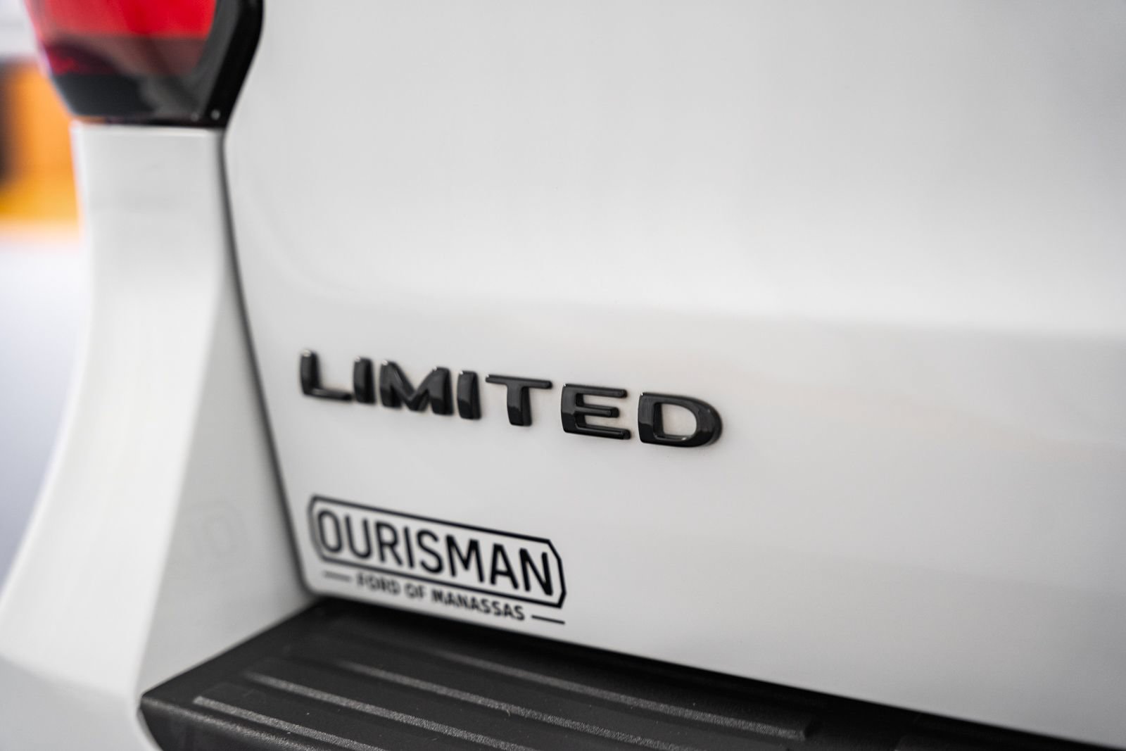 Certified 2024 Ford Expedition Limited AWD/4WD image 7