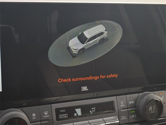 Certified 2025 Toyota Grand Highlander AWD image 33