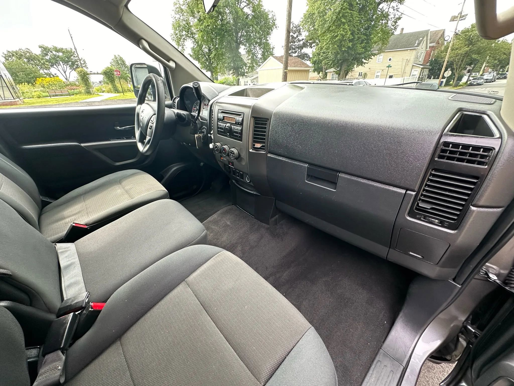 Used 2015 Nissan Titan PRO-4X image 30